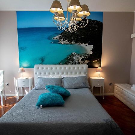 La Casa Di Adele Cagliari B&B Kültér fotó
