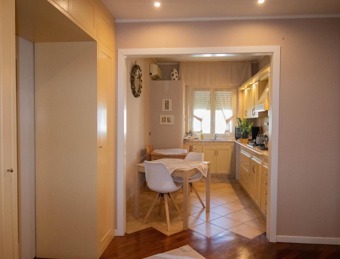 La Casa Di Adele Cagliari B&B Kültér fotó